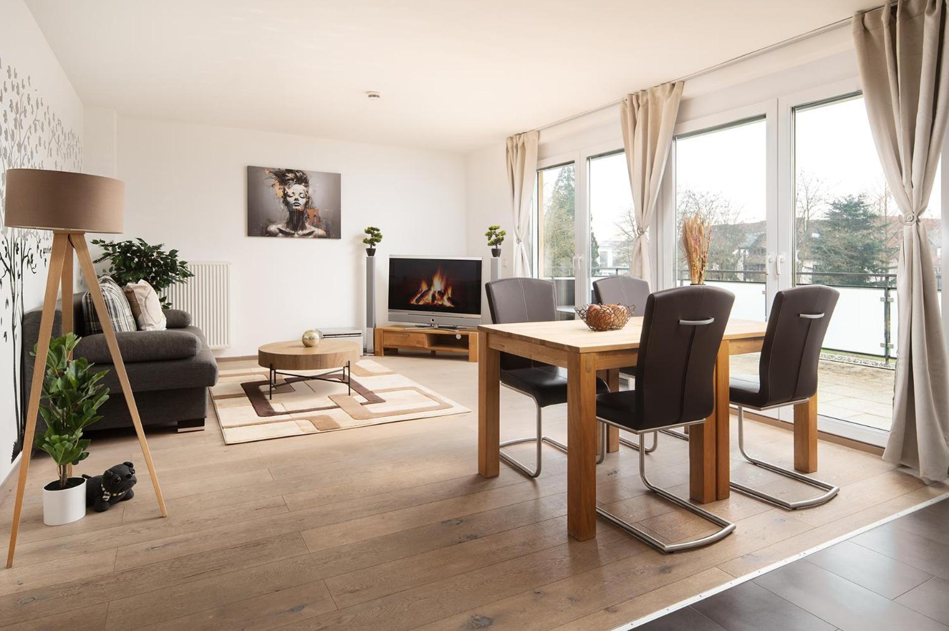 Hotel Vier Jahreszeiten Therme & Kliniken Bad Krozingen Naehe Freiburg & Schwarzwald Ideal Fuer Wellness Kur & Business Ausfluege 24H Check In- Wlan & Parken Gratis Buitenkant foto