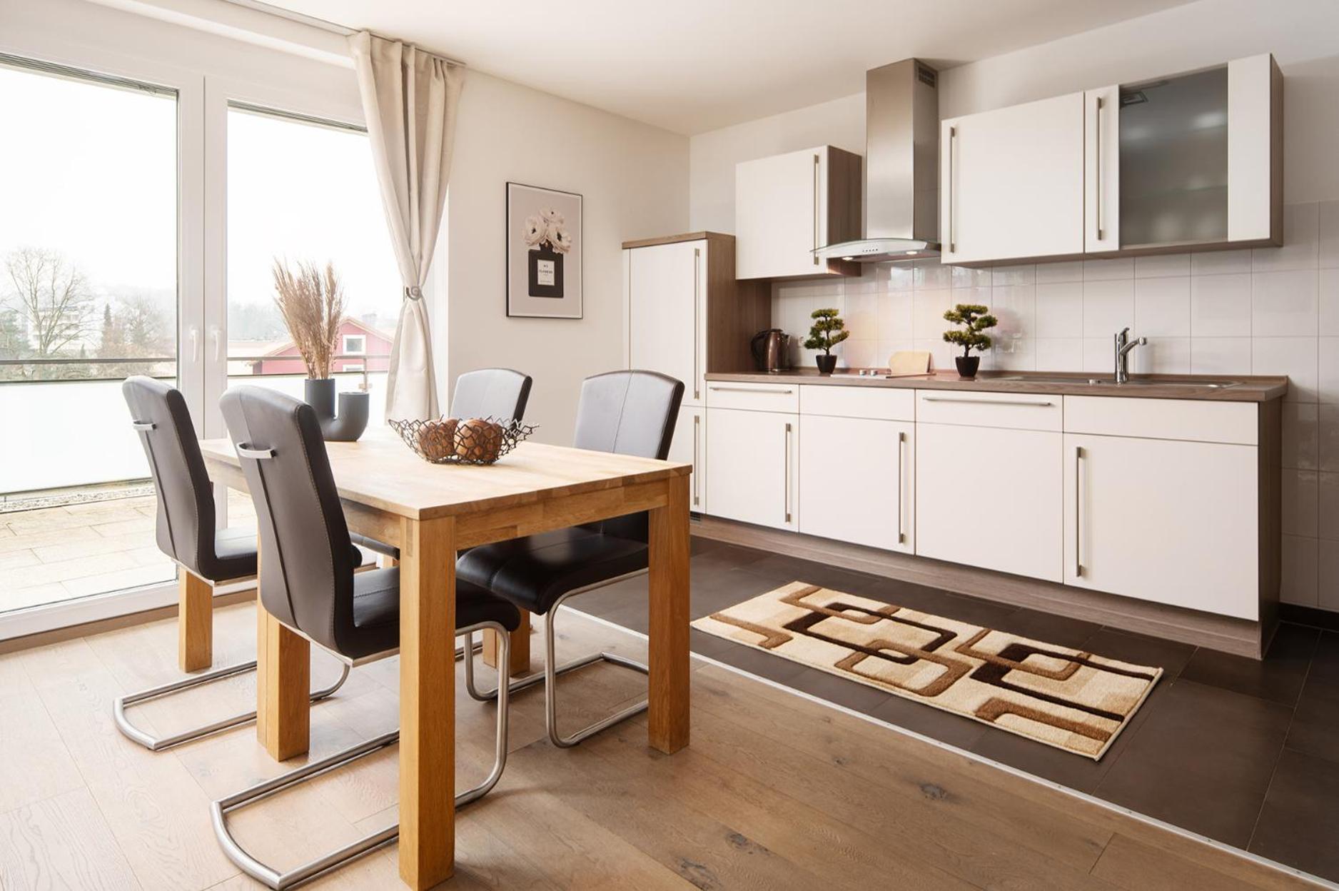 Hotel Vier Jahreszeiten Therme & Kliniken Bad Krozingen Naehe Freiburg & Schwarzwald Ideal Fuer Wellness Kur & Business Ausfluege 24H Check In- Wlan & Parken Gratis Buitenkant foto